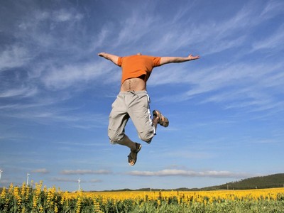 壁纸1024×768跃动活力 1 1壁纸,快乐生活 跃动活力 第一辑壁纸图片-人物壁纸-人物图片素材-桌面壁纸