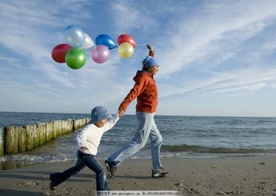 一家人高清图片